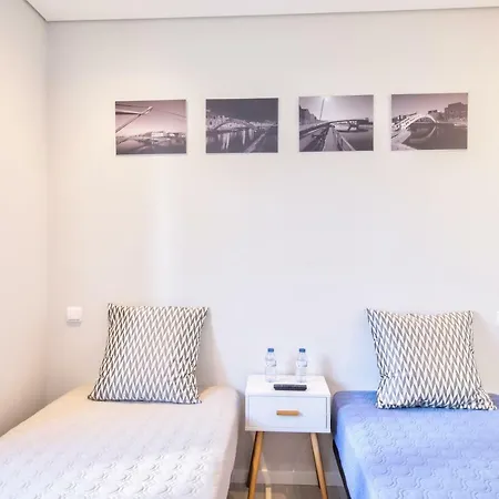Hostel Les Canaux